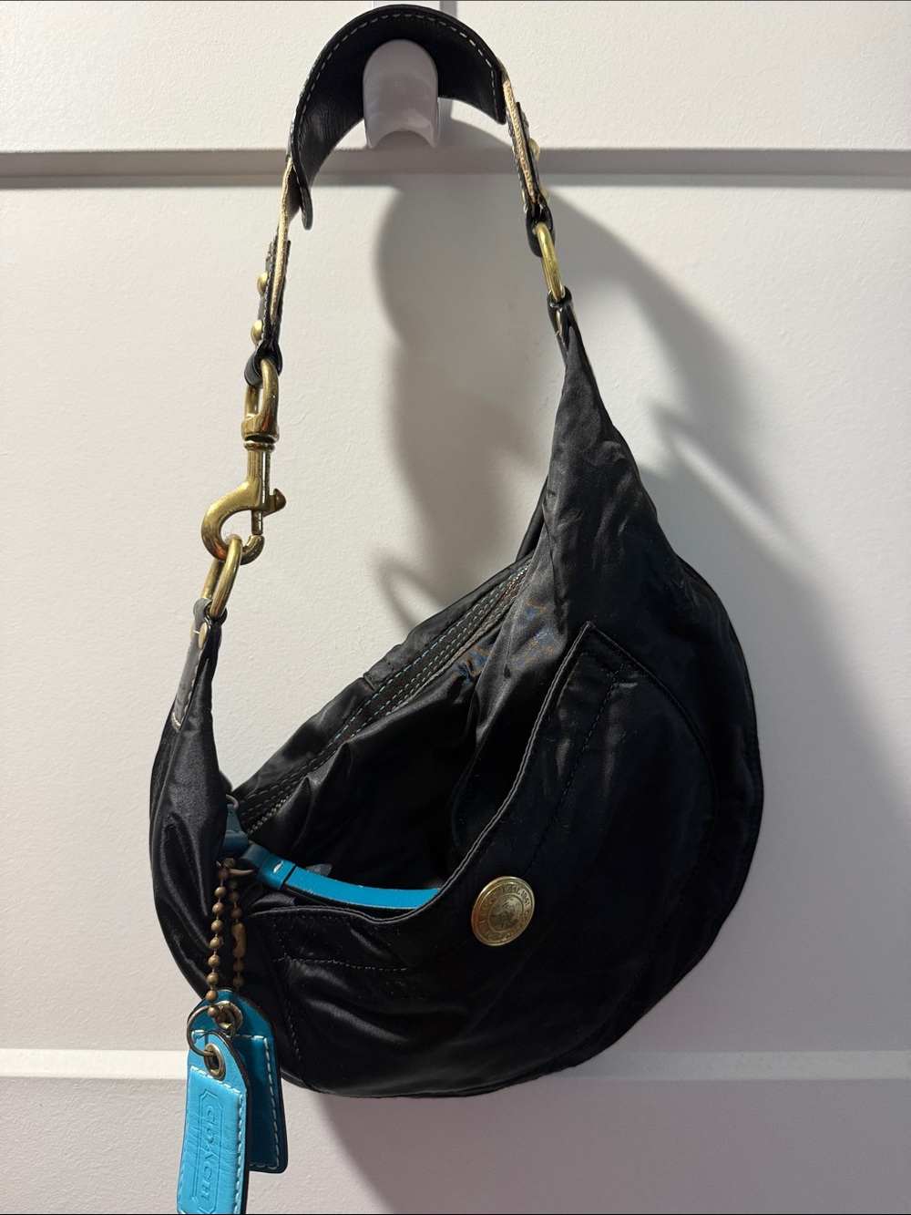 Vintage coach Black Shoulder Hobo Bag with Gold Hardware - Picture 2 of 4